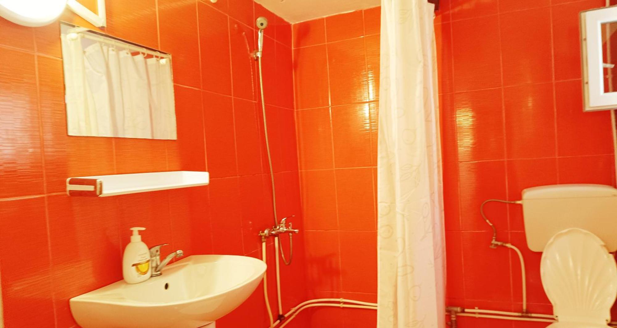 Pensiunea Valea Cernei Teliucu Inferior Esterno foto
